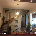 Thomas House