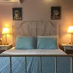 Thomas House