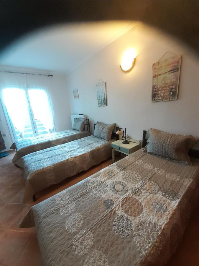 Villa Thomas House *